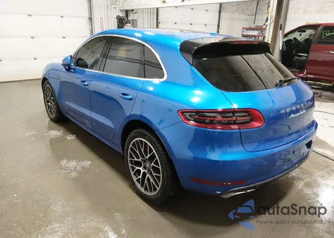2016 Porsche Macan Turbo z USA, uszkodzony, nr VIN WP1AF2A5XGLB91832